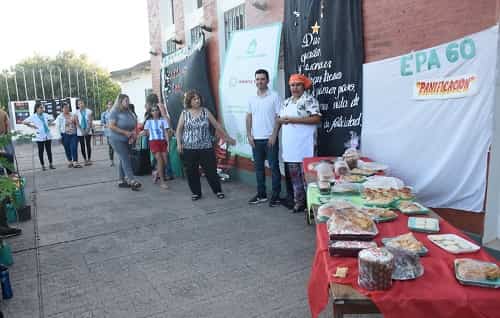 Cierre de año con exposición de trabajos y entrega de certificados en el barrio Matadero