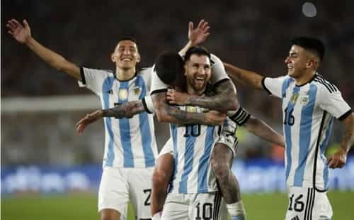 Argentina estrenó el título con un triunfo sobre Panamá