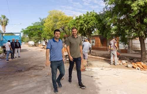 Bruno Cipolini y Pablo Álvarez visitaron la ampliación y revestimiento del canal de calle 22