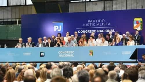 El Congreso del PJ: Gildo Insfrán relecto presidente y no hubo definiciones de fondo