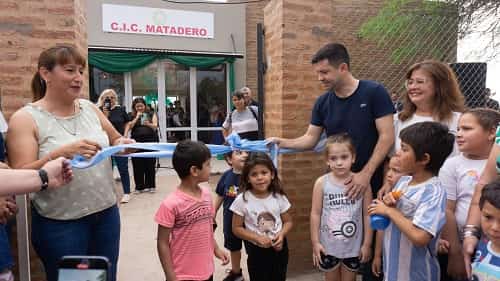 Bruno Cipolini inauguró el Centro Integrador Comunitario del barrio Matadero