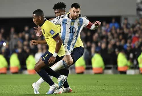 Eliminatorias: Argentina venció 1 a 0 a Ecuador con un golazo de tiro libre de Lionel Messi