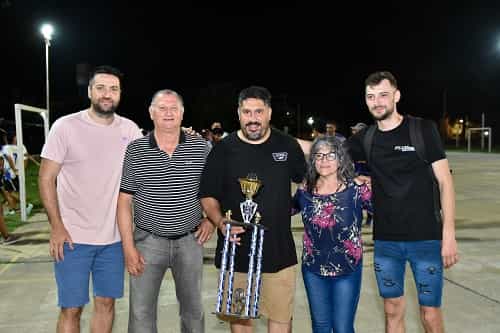 Se premió a los ganadores del torneo «Copa Municipal» de futbol y voley