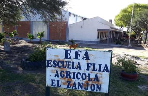 ¿Qué pasa en la EFA de El Zanjón donde la comunidad educativa quiere tomar el edificio?